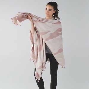 Lululemon Scarf